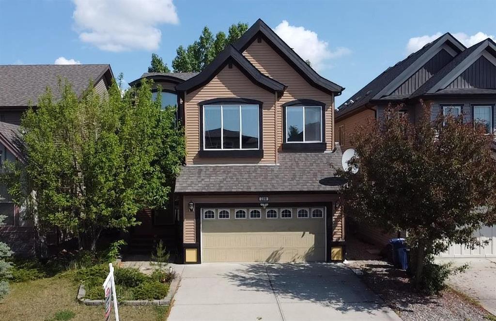 Picture of 208 Coopers Grove SW, Airdrie Real Estate Listing