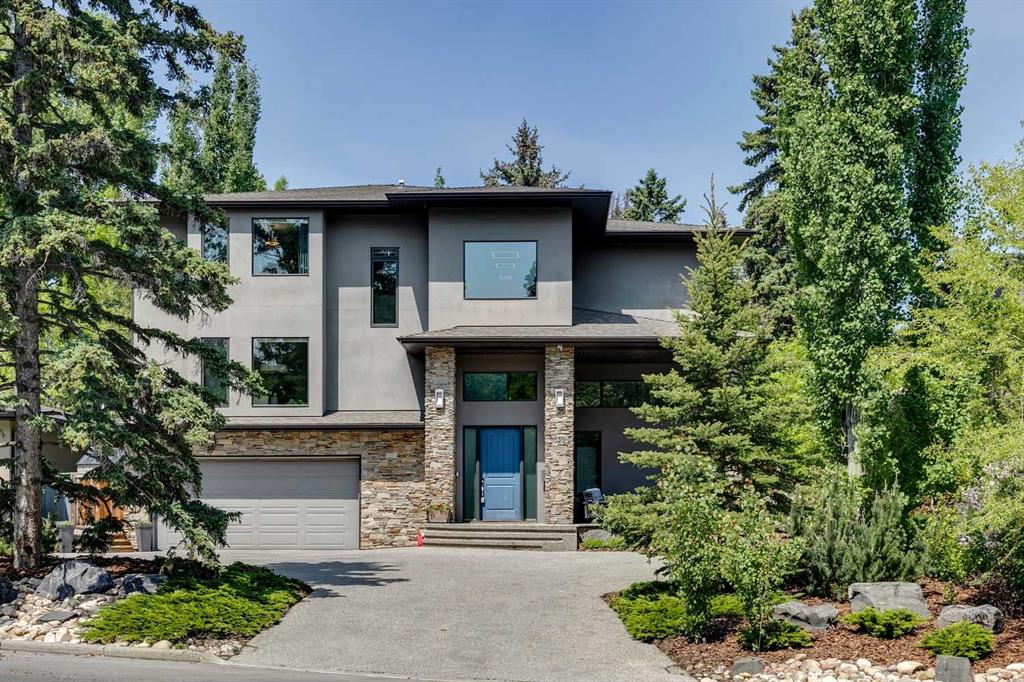 Picture of 1020 Premier Way SW, Calgary Real Estate Listing