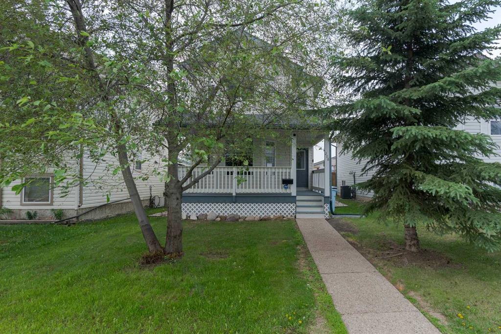 Picture of 208 Diefenbaker Drive , Fort McMurray Real Estate Listing