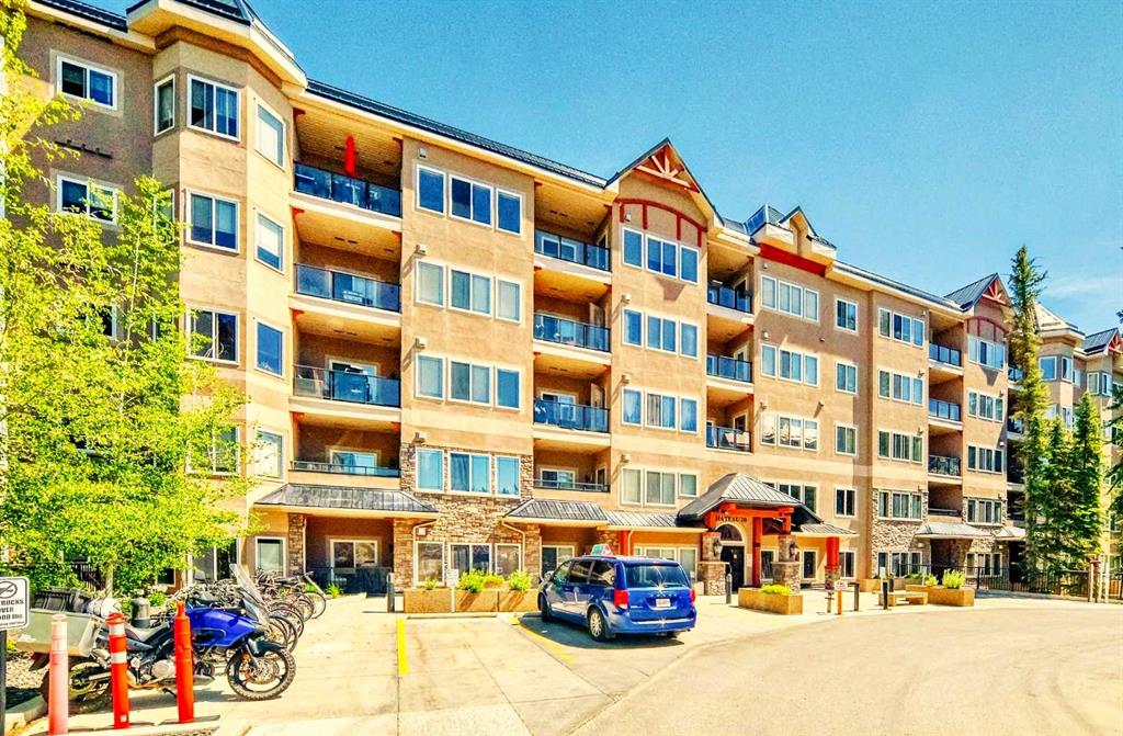 Picture of 105, 20 Discovery Ridge Close SW, Calgary Real Estate Listing
