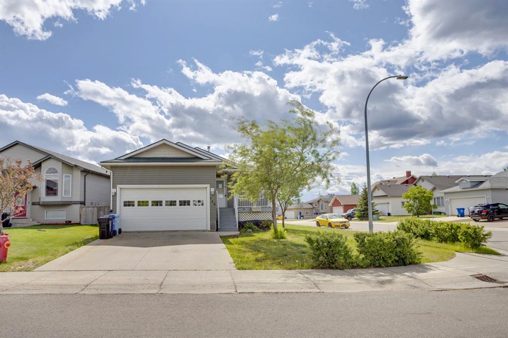 Picture of 150 Cottonwood Creek Way , Fort McMurray Real Estate Listing