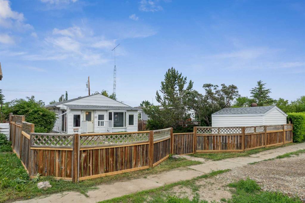 Picture of 219 2 Avenue S, Champion Real Estate Listing