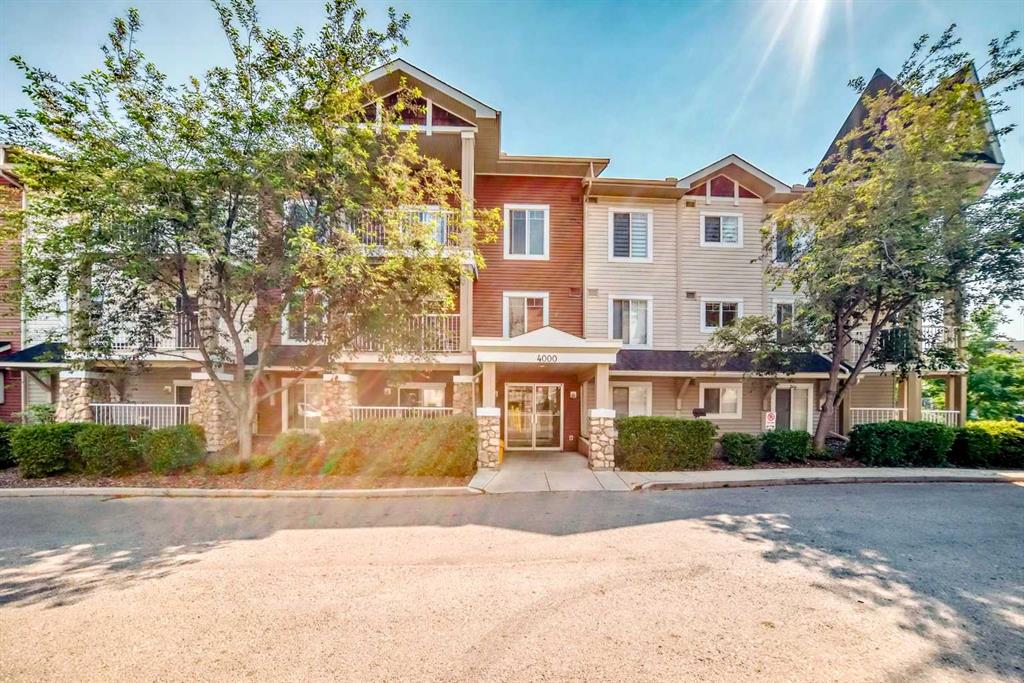 Picture of 4212, 70 PANAMOUNT Drive NW, Calgary Real Estate Listing
