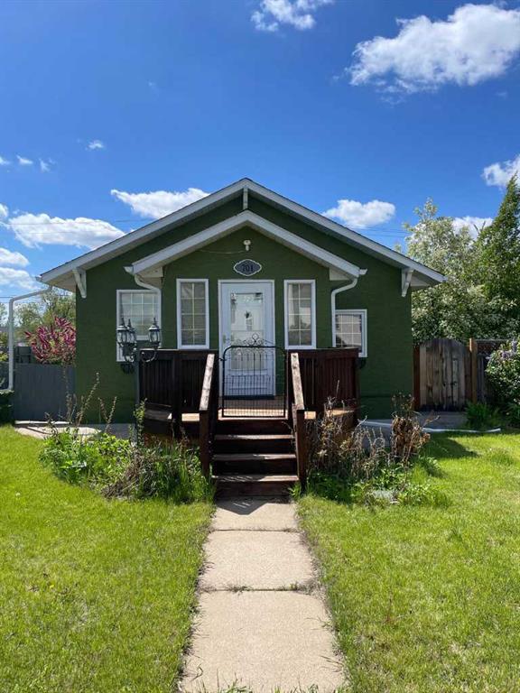 Picture of 701 centre Street , Hanna Real Estate Listing