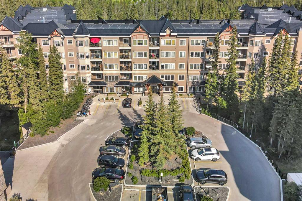 Picture of 110, 20 Discovery Ridge Close SW, Calgary Real Estate Listing