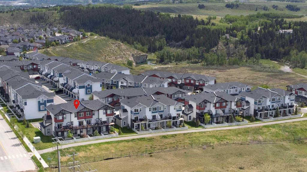 Picture of 2003 Jumping Pound Common , Cochrane Real Estate Listing