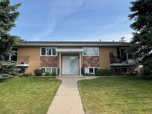 Picture of 2705 Scenic Drive S, Lethbridge Real Estate Listing
