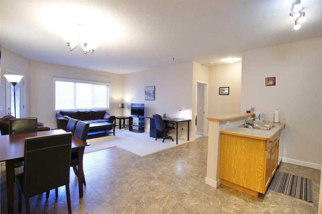 Picture of 103, 109 Seabolt Drive , Hinton Real Estate Listing