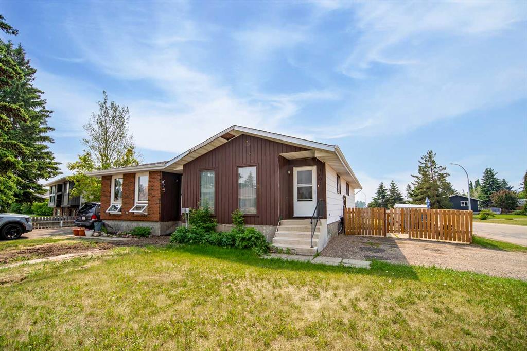 Picture of 1601 5 Avenue , Wainwright Real Estate Listing