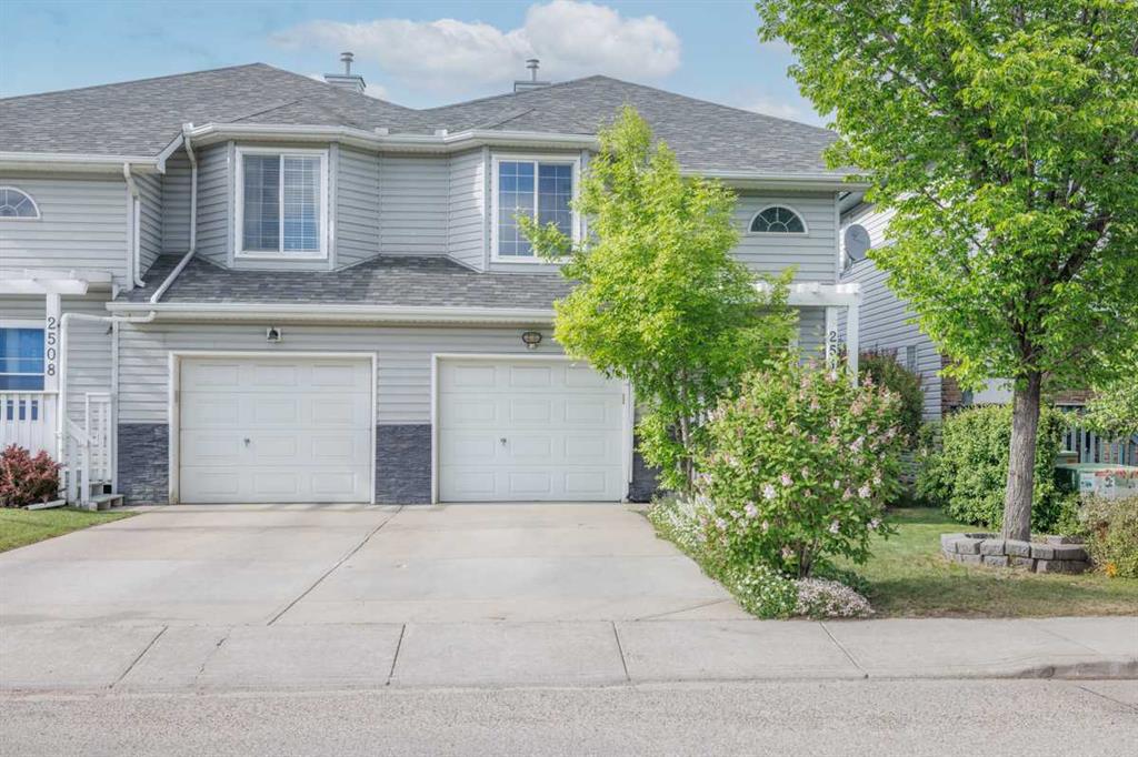 Picture of 2512 80 Avenue SE, Calgary Real Estate Listing