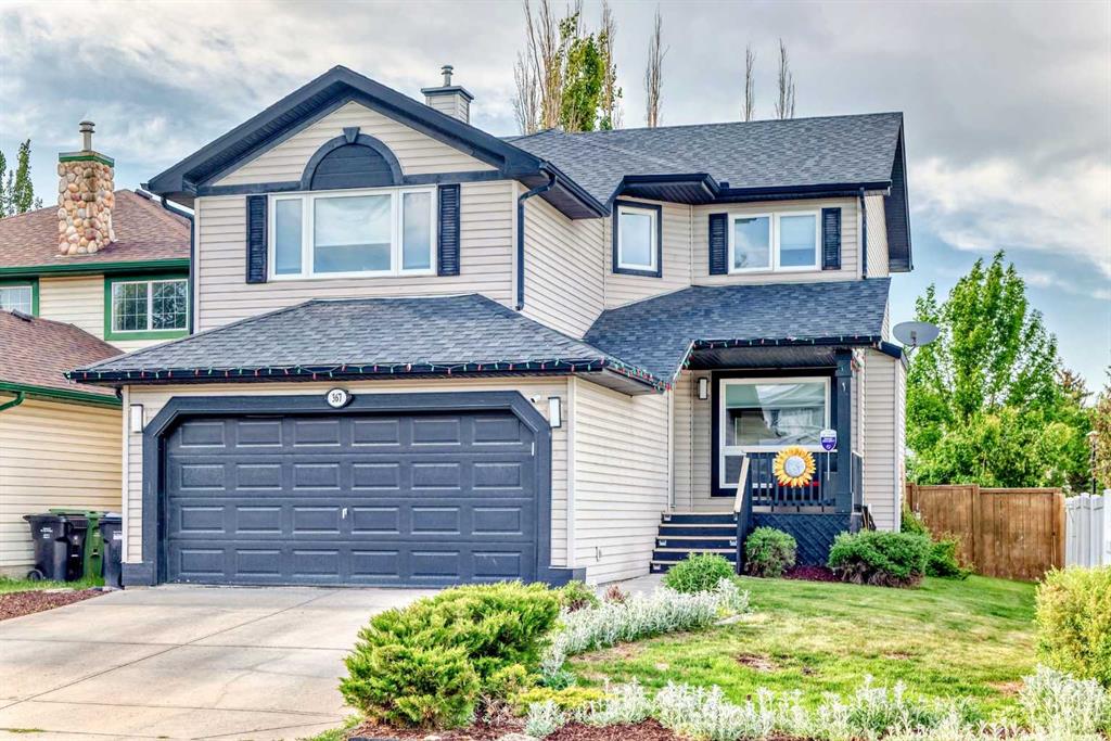 Picture of 367 Douglas Ridge Circle SE, Calgary Real Estate Listing