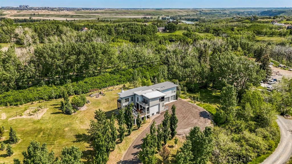 Picture of 24008 241 Avenue E, Rural Foothills County Real Estate Listing