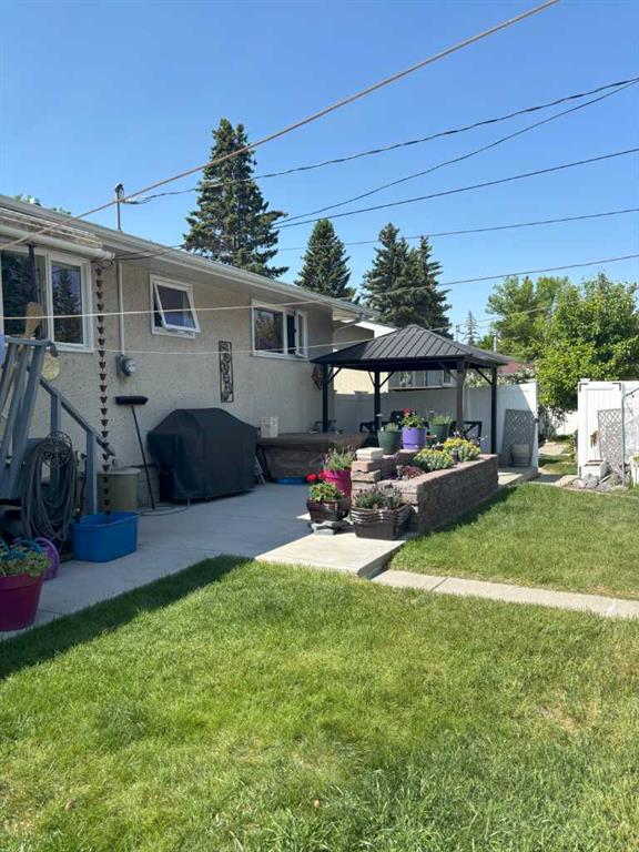 Picture of 4924 40 Avenue NW, Calgary Real Estate Listing