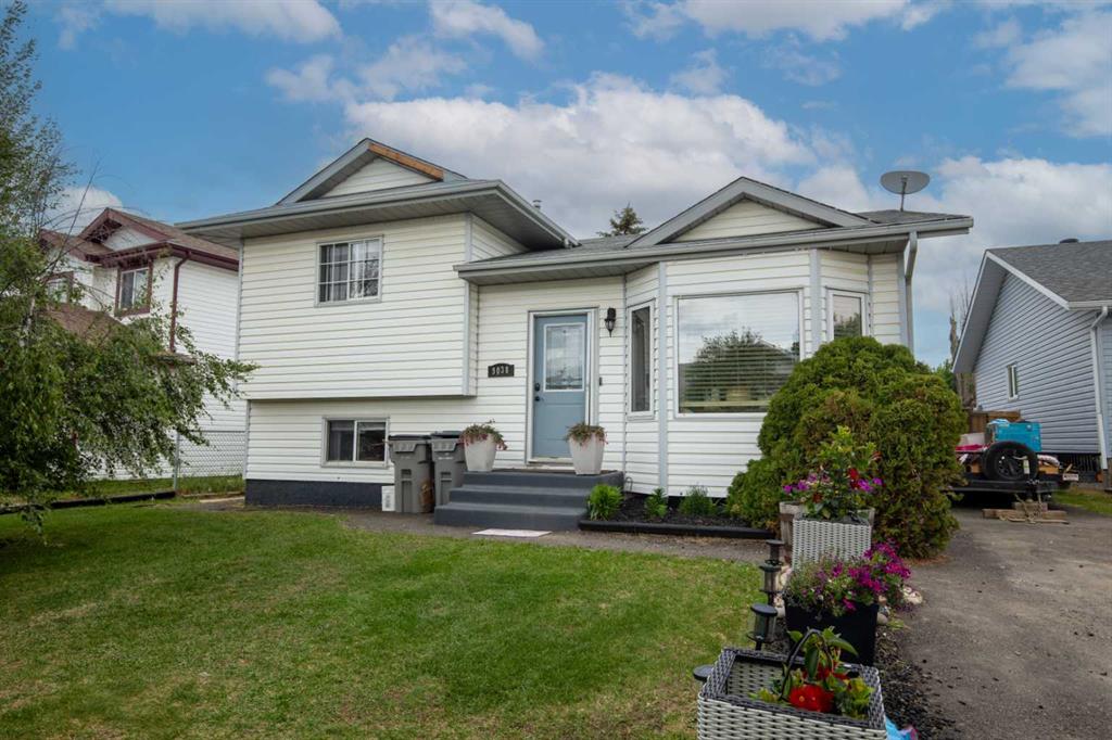 Picture of 9038 103 Avenue , Grande Prairie Real Estate Listing