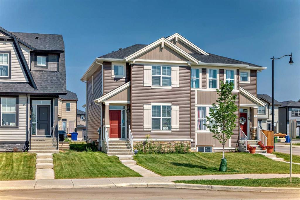 Picture of 324 Dawson Drive SE, Chestermere Real Estate Listing