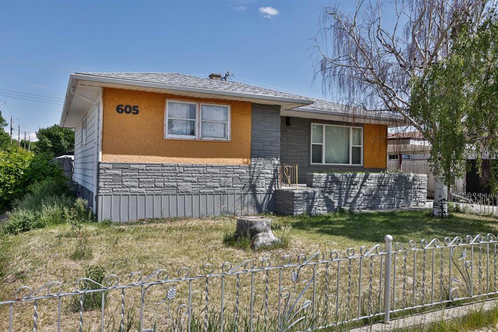 Picture of 605 21 Street N, Lethbridge Real Estate Listing