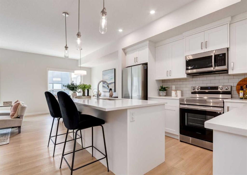Picture of 139, 42 Cranbrook Gardens SE, Calgary Real Estate Listing