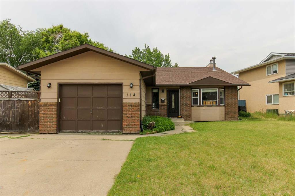 Picture of 114 Algonquin Road W, Lethbridge Real Estate Listing