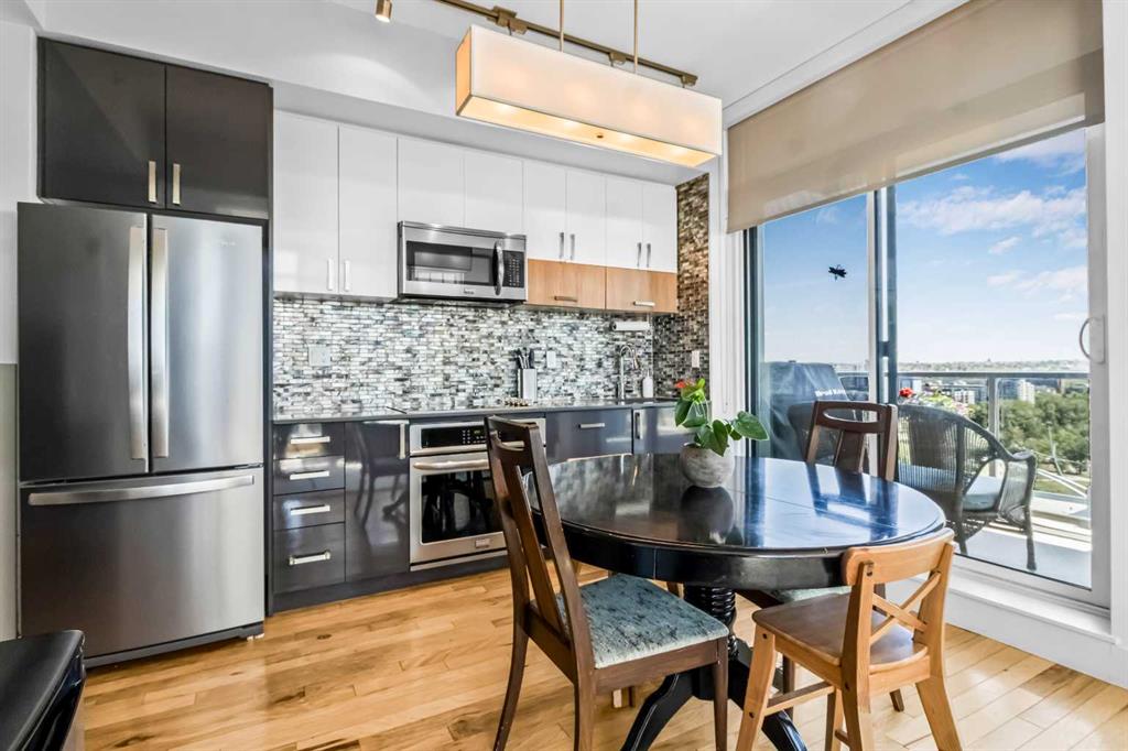Picture of 1601, 550 Riverfront Avenue SE, Calgary Real Estate Listing