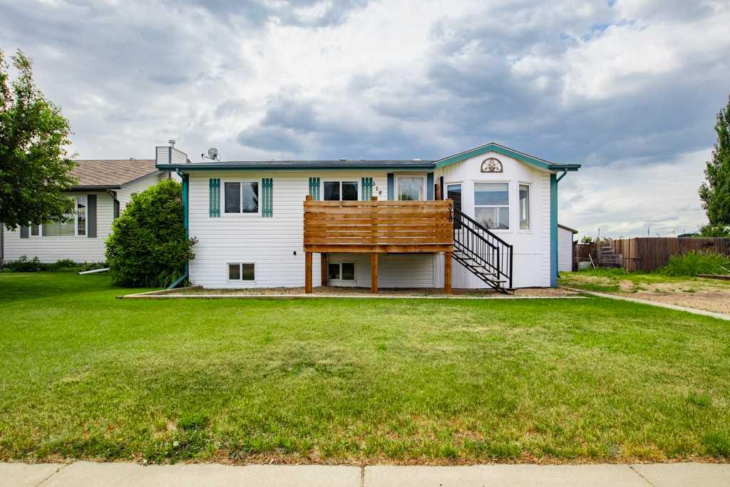 Picture of 318 Third Street W, Duchess Real Estate Listing