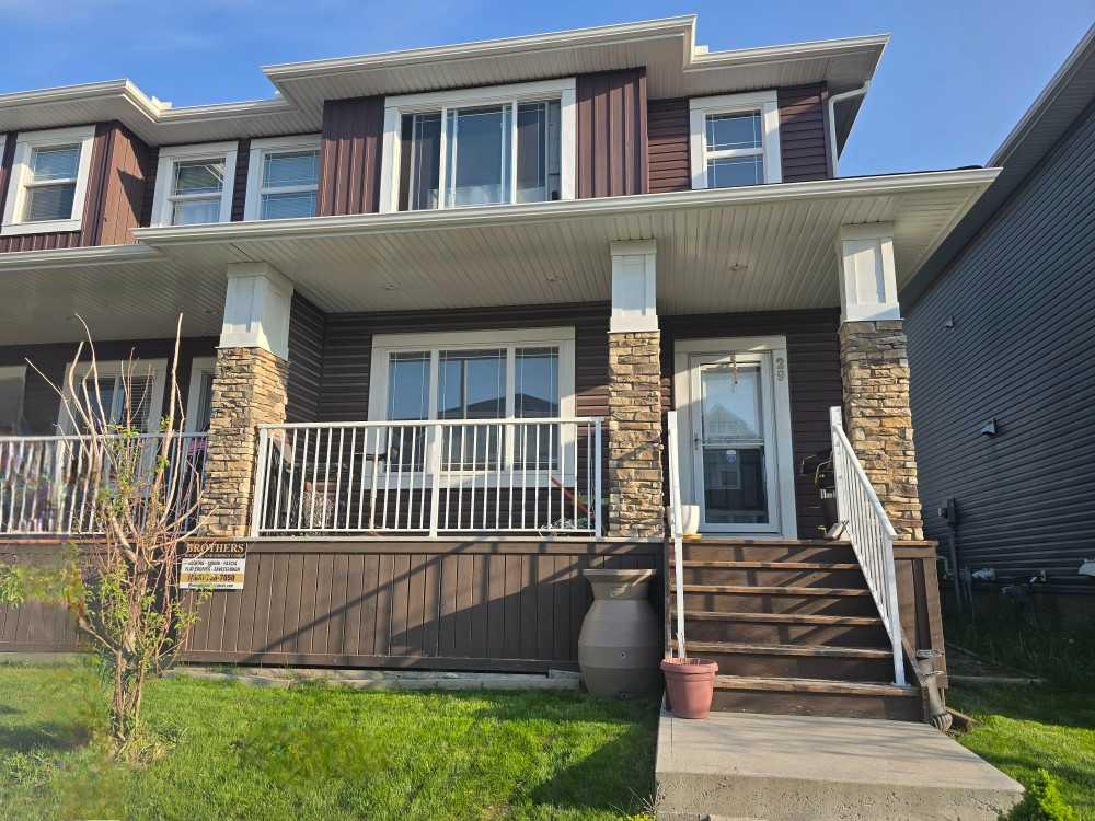 Picture of 29 Redstone Common NE, Calgary Real Estate Listing
