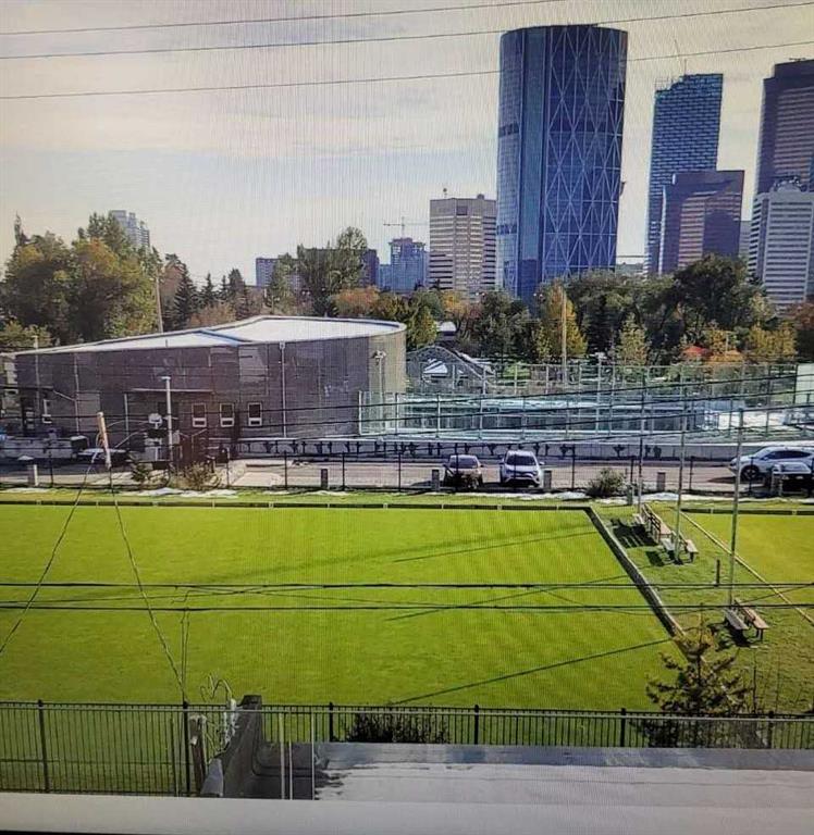 Picture of 135 7 Avenue NE, Calgary Real Estate Listing