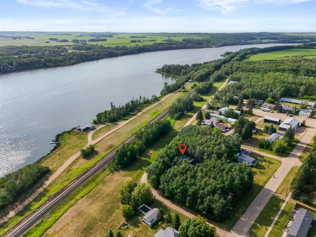Picture of 310 Beaver Street , Ferintosh Real Estate Listing