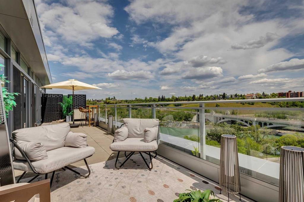 Picture of 902, 118 Waterfront Court SW, Calgary Real Estate Listing