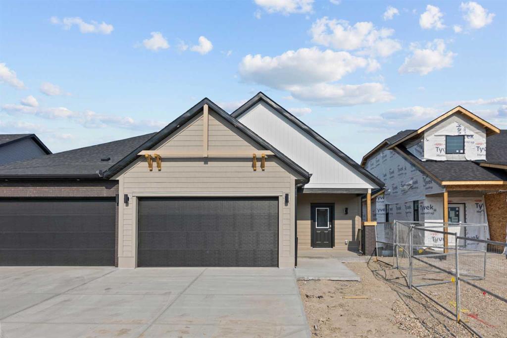 Picture of 1901, 15 Coopersfield Link SW, Airdrie Real Estate Listing