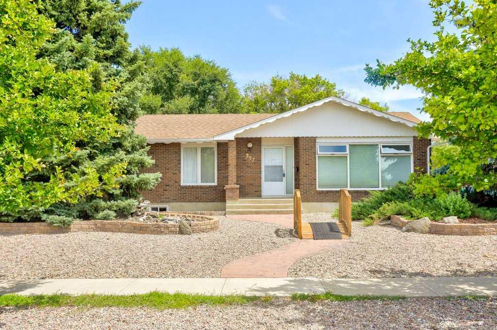 Picture of 357 Laval Boulevard W, Lethbridge Real Estate Listing