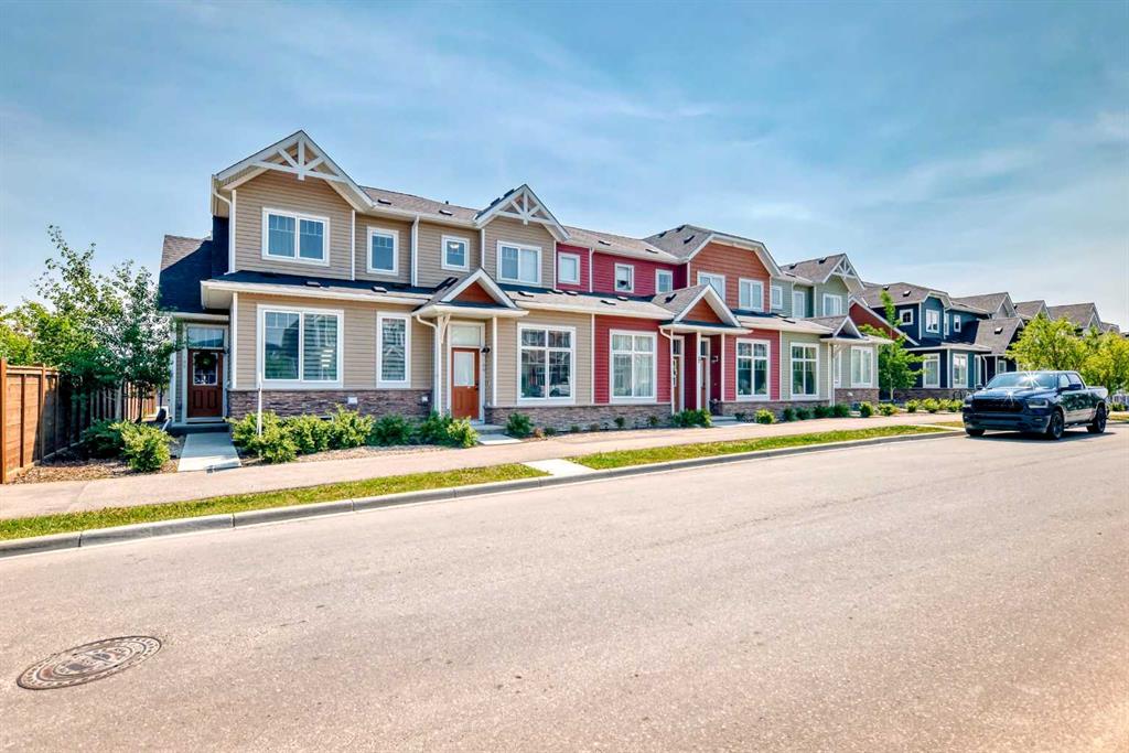 Picture of 106 Chinook Gate Boulevard SW, Airdrie Real Estate Listing