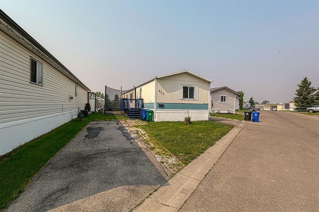 Picture of 802, 1101 84 Street NE, Calgary Real Estate Listing