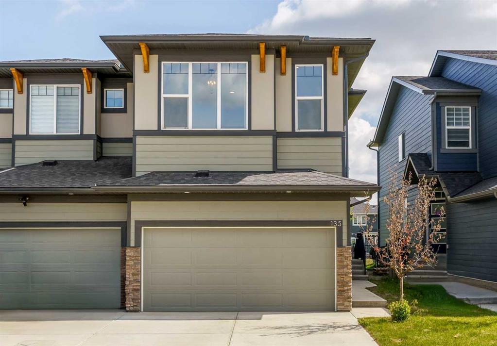 Picture of 135 Legacy Glen Parade SE, Calgary Real Estate Listing