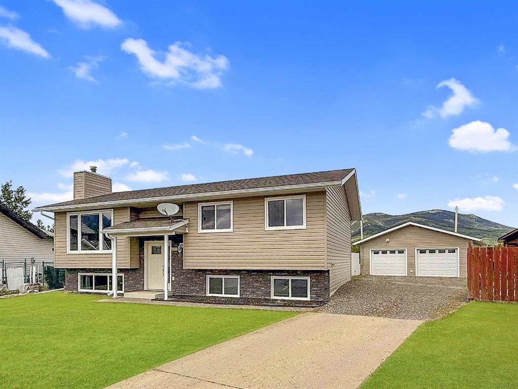 Picture of 11312 Leonard Street  , Grande Cache Real Estate Listing