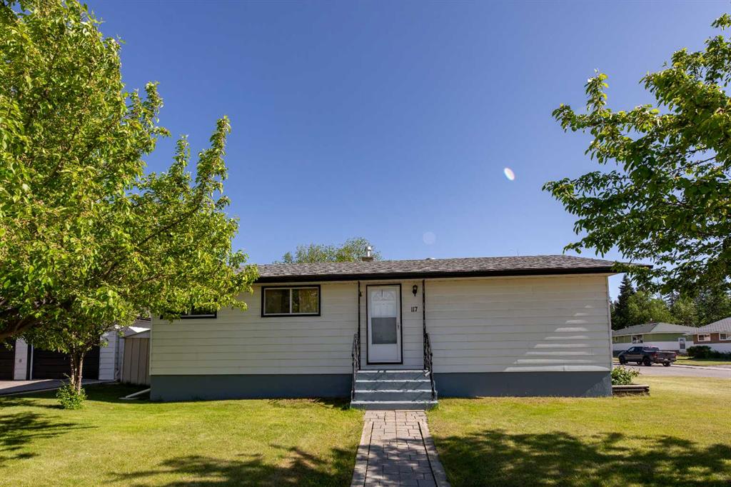 Picture of 117 Dorin Drive , Hinton Real Estate Listing