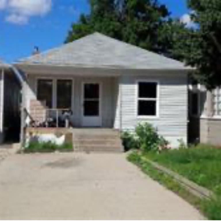 Picture of 162 7 Street SE, Medicine Hat Real Estate Listing