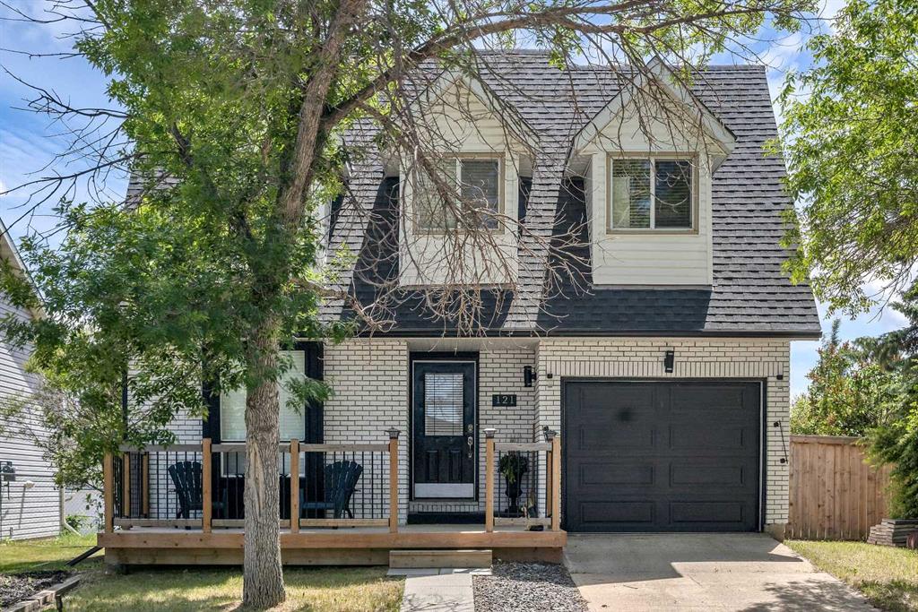 Picture of 121 Mountain Circle SE, Airdrie Real Estate Listing