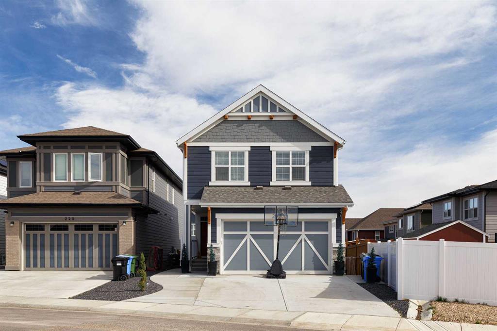 Picture of 224 Magnolia Heights SE, Calgary Real Estate Listing