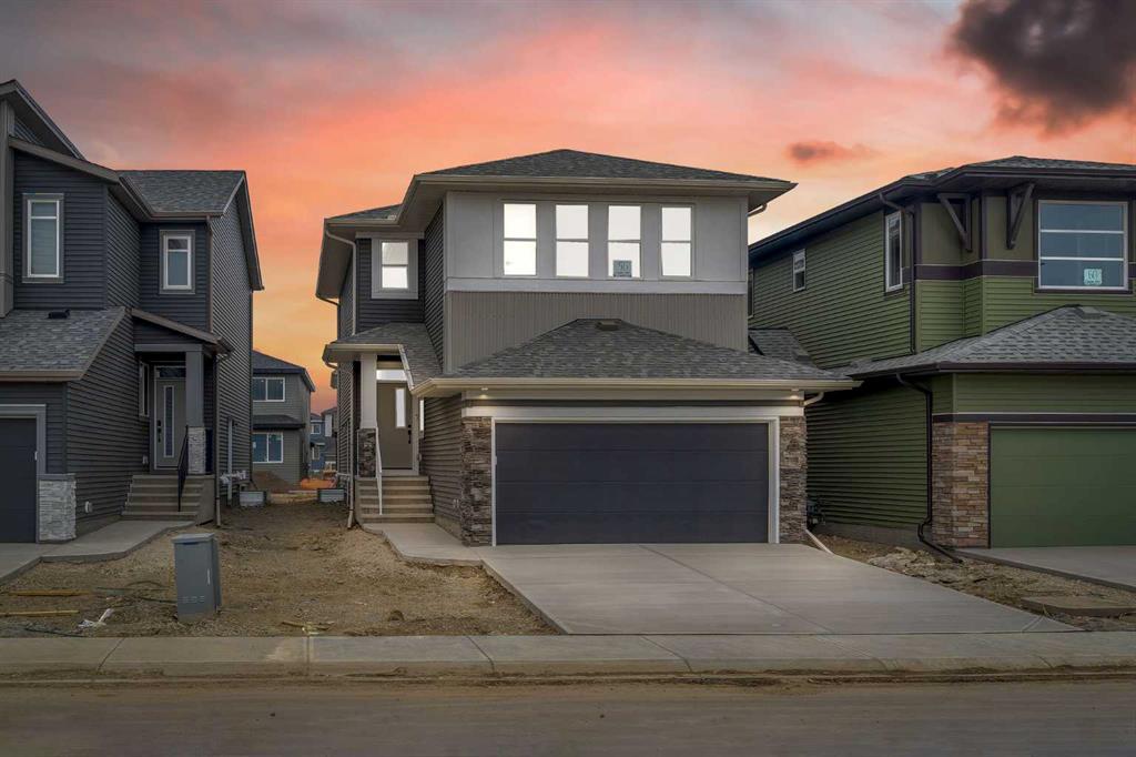 Picture of 56 Corner Glen Green NE, Calgary Real Estate Listing