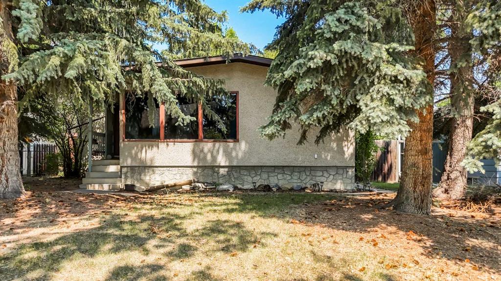 Picture of 712 40 Avenue NW, Calgary Real Estate Listing
