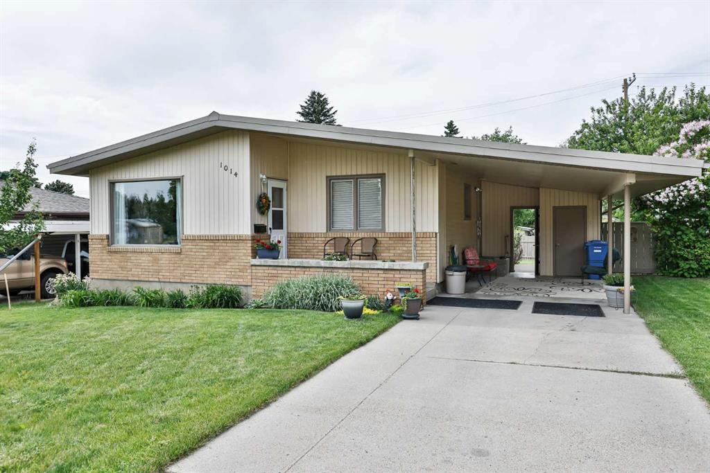 Picture of 1014 8 Street S, Lethbridge Real Estate Listing