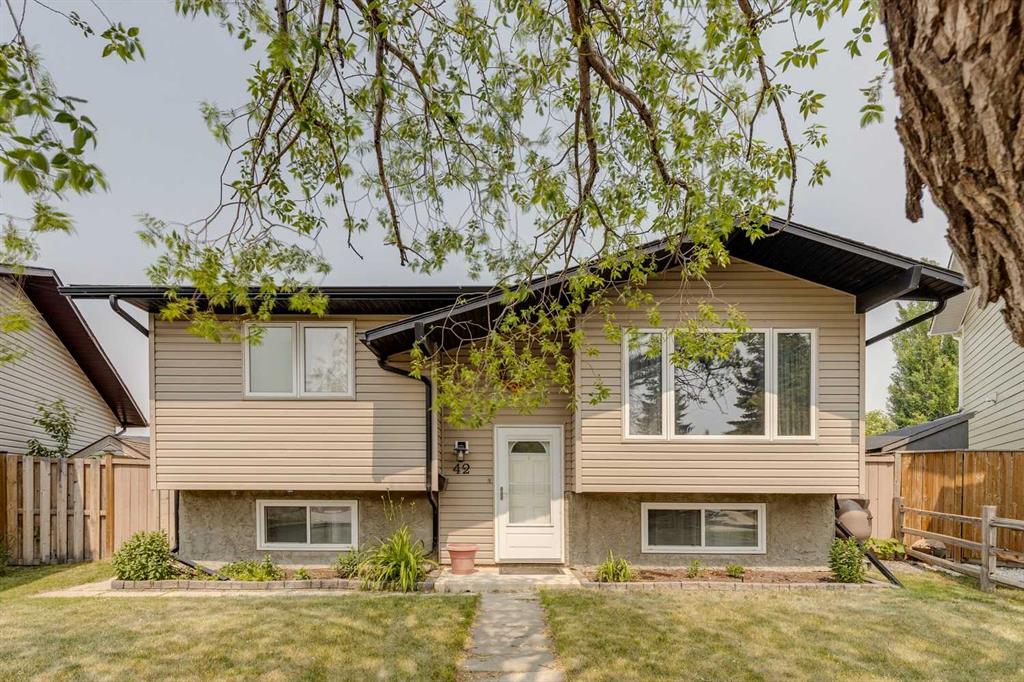 Picture of 42 Sunnyside Place SE, Airdrie Real Estate Listing