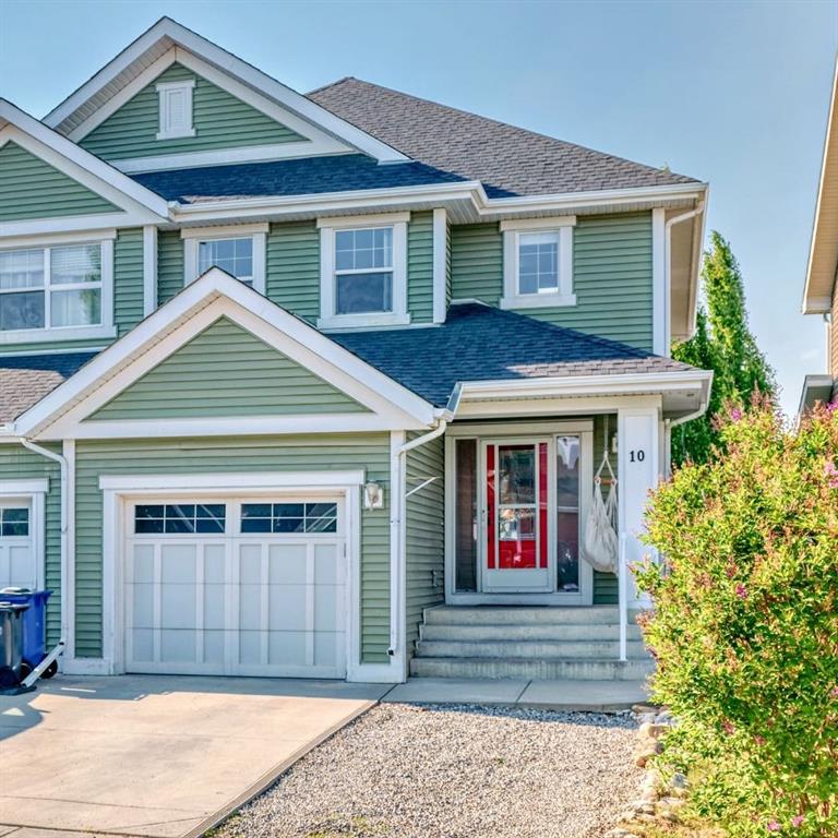 Picture of 10 River Heights Crescent , Cochrane Real Estate Listing