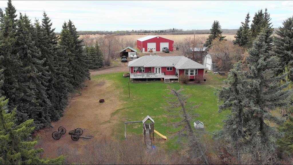 Picture of 720042 Range Road 42  , Rural Grande Prairie No. 1, County of Real Estate Listing