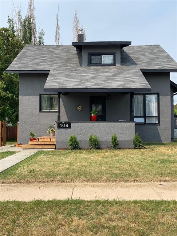 Picture of 108 3 Avenue E, Hanna Real Estate Listing