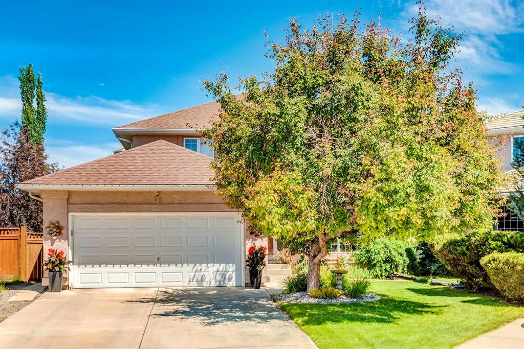 Picture of 66 Mt Yamnuska Court SE, Calgary Real Estate Listing