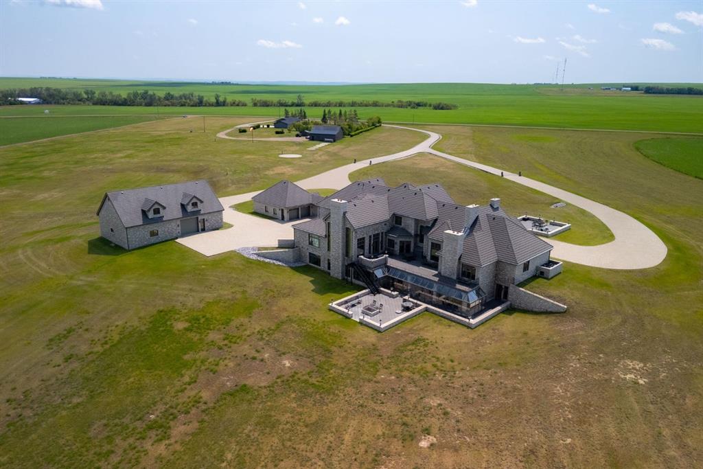 Picture of 240046 284  , Rural Kneehill County Real Estate Listing