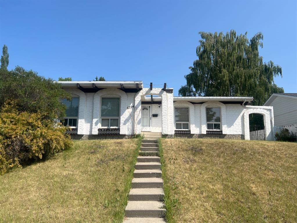 Picture of 6724 Silverview Drive NW, Calgary Real Estate Listing