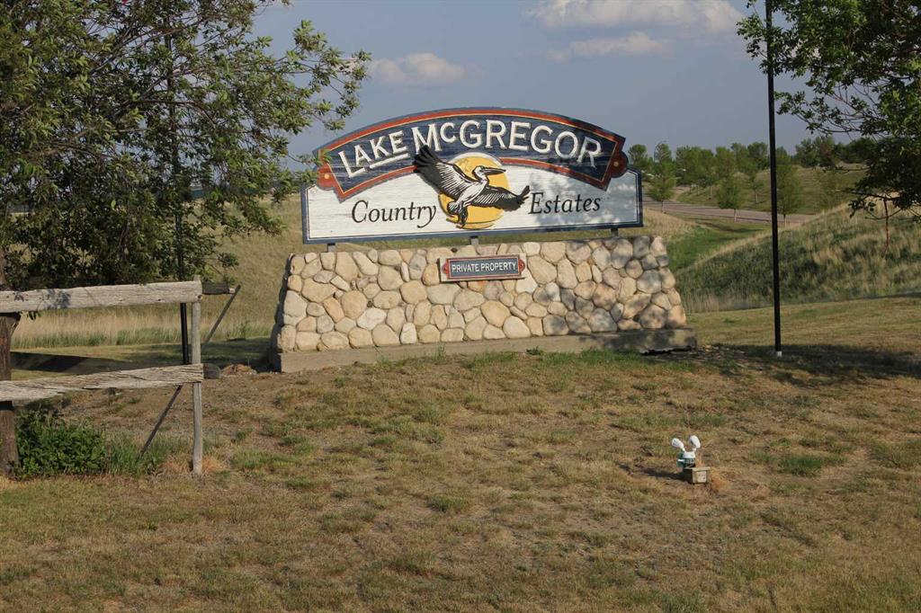 Picture of 26 White Pelican Way , Rural Vulcan County Real Estate Listing