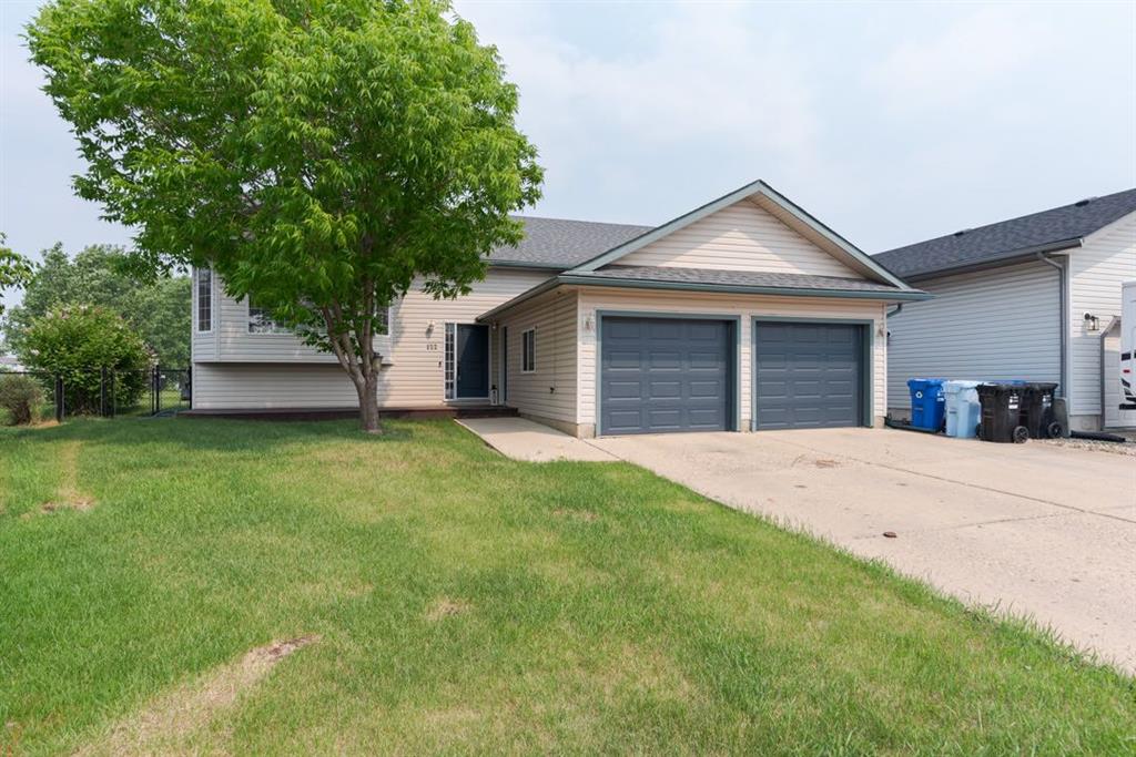 Picture of 122 Laboucane Bay , Fort McMurray Real Estate Listing